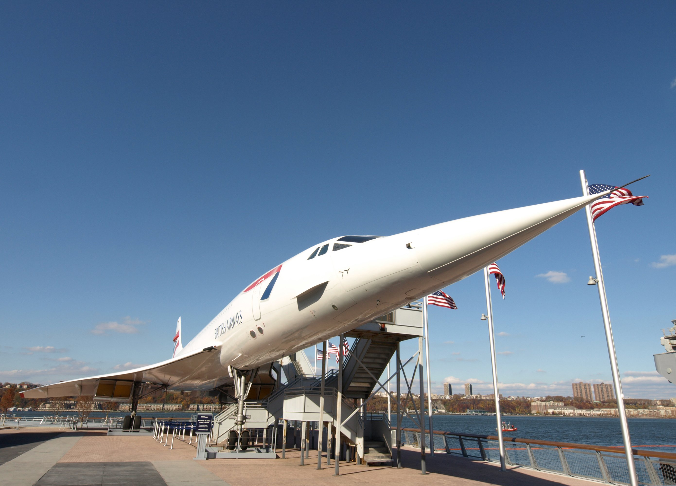 photos_VAP_leisure_pass_group_NYC_Intrepid_Sea__Air_and_Space_Museum