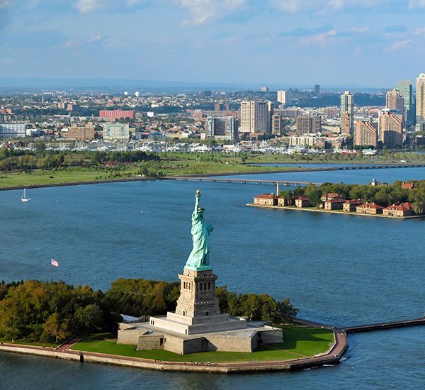5 Great Options For Experiencing the Statue of Liberty on a Class Trip to NYC
